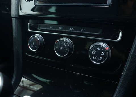 Volkswagen Golf 2.0 TDI BlueMotion Tech GT Hatchback 5dr Diesel Manual Euro 5 (s/s) (150 ps 27