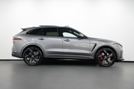 Jaguar F-Pace 5.0 P550 V8 SVR SUV 5dr Petrol Quickshift AWD Euro 6 (s/s) (550 ps) 24