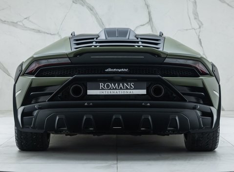 Lamborghini Huracan Sterrato 5