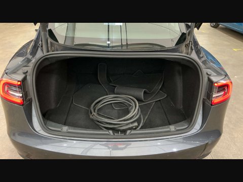 Tesla Model 3 Model 3 Standard Range + 4dr 9