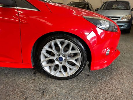 Ford Focus 1.0T EcoBoost Zetec S Hatchback 5dr Petrol Manual Euro 5 (s/s) (125 ps) 23