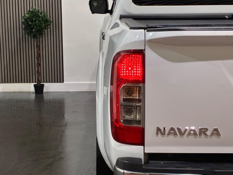 Nissan Navara 2.3 dCi Tekna 4WD Euro 6 (s/s) 4dr 40