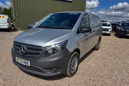 Mercedes-Benz Vito AUTO LWB L2H1 Low Roof Progressive 114 Camera EURO 6