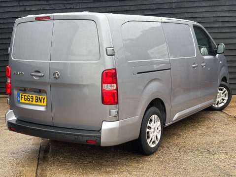 Vauxhall Vivaro 1.5 Vivaro 2900 Sportive S/S 33