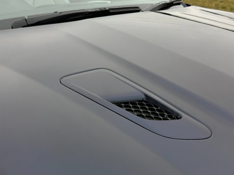 Jaguar F-Type V6 S AWD 29