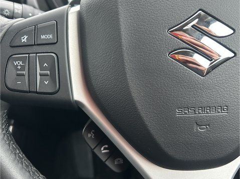 Suzuki S-Cross 1.5 Hybrid Motion 5dr AGS 27
