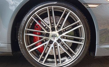 Porsche 911 (991) Turbo 14