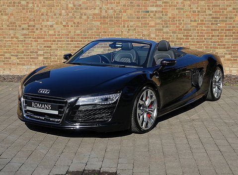 Audi R8 V10 Spyder 21