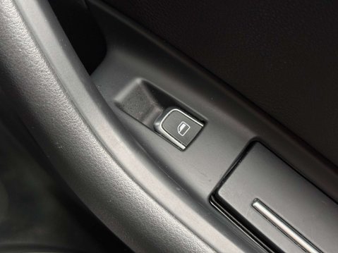 Audi A6 2.0 TDI ultra SE Executive Saloon 4dr Diesel S Tronic Euro 6 (s/s) (190 ps) 62