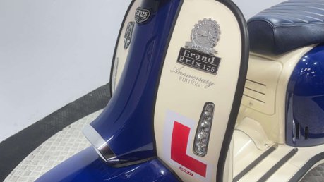 Royal Alloy GP AC 2019 ONLY 168 MILES NEW MOT CUSTOM SCOOTER 125CC LEARNER 24
