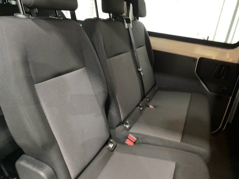 Vauxhall Vivaro Life COMBI L 18