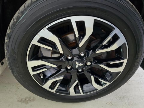 Mitsubishi Outlander 2.0h 12kWh 5hs CVT 4WD Euro 6 (s/s) 5dr 51