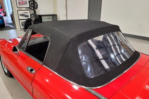 Alfa Romeo Spider 1750 VELOCE 45