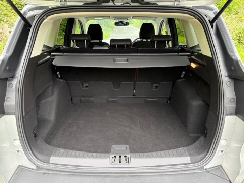 Ford Kuga TITANIUM TDCI 21