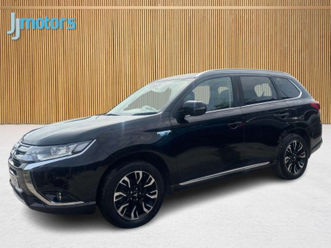 Mitsubishi Outlander 2.0h 12kWh GX4h SUV 5dr Petrol Plug-in Hybrid CVT 4WD Euro 6 (s/s) (200 ps) 23