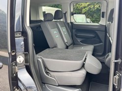 Ford Tourneo Connect 2.0 EcoBlue Active DCT Euro 6 (s/s) 5dr 29