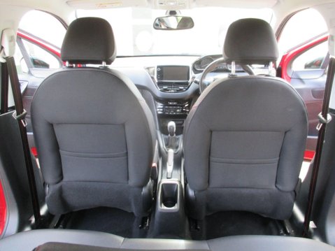 Peugeot 208 1.2 PureTech GT Line Euro 6 (s/s) 5dr 28