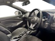 Nissan Juke 1.6 N-Connecta SUV 5dr Petrol Hybrid Auto Euro 6 (143 ps) Air Con - Alloys 12