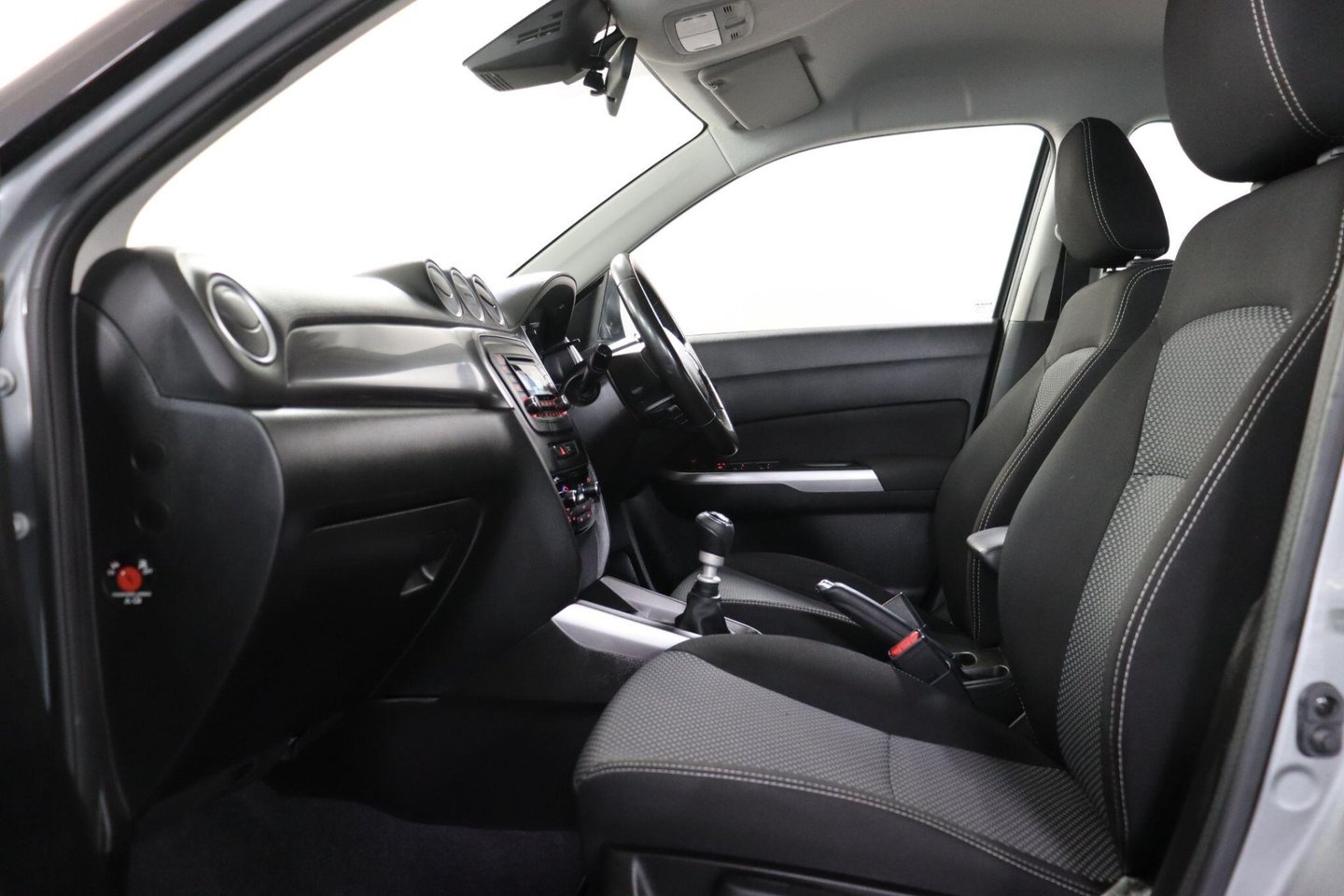 2021 Suzuki Vitara — image 36