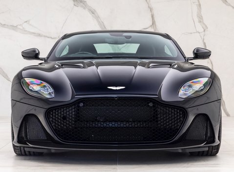 Aston Martin DBS Superleggera 4