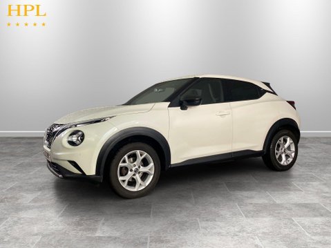 Nissan Juke 1.0 DIG-T N-Connecta SUV 5dr Petrol Manual Euro 6 (s/s) (117 ps) Alloys - A 3