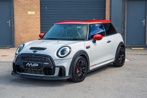 Mini Hatch 2.0 John Cooper Works Auto 3dr 8