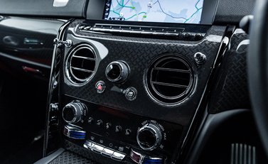 Rolls-Royce Cullinan BLACK BADGE 27