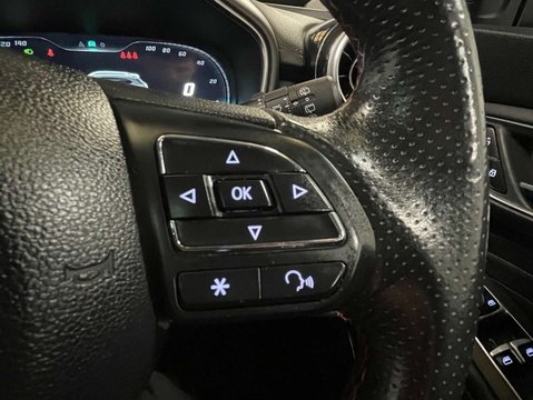 MG HS 1.5 MG HS Exclusive PHEV Auto 5dr 16