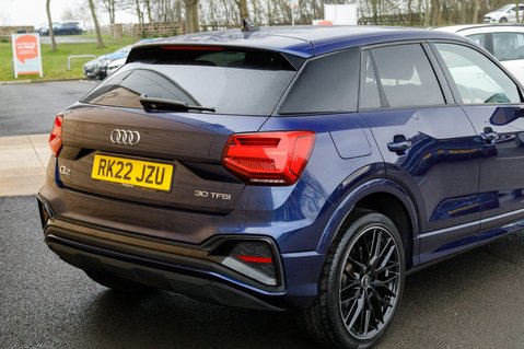 Audi Q2 TFSI BLACK EDITION 8