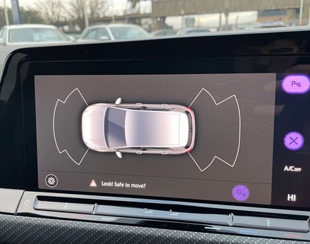 Volkswagen Golf 1.5 Golf R-Line TSI 5dr 52