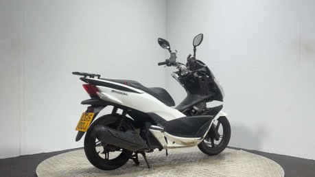 Honda PCX 2015 WW SPARES OR REPAIR PROJECT LEARNER SCOOTER 125CC BIKE 2