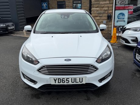 Ford Focus TITANIUM 2