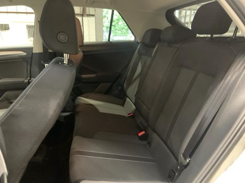 Volkswagen T-Roc LIFE TSI DSG 12