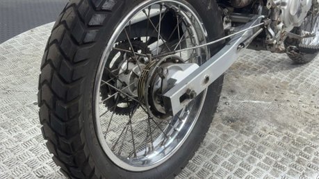 Honda XR 2004 23K RUNNING PROJECT BIKE SPARES OR REPAIR ENDURO LEARNER 125CC 28