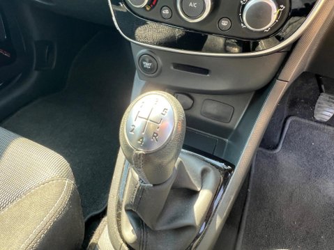 Renault Clio 0.9 TCe Dynamique Nav Euro 6 (s/s) 5dr 35