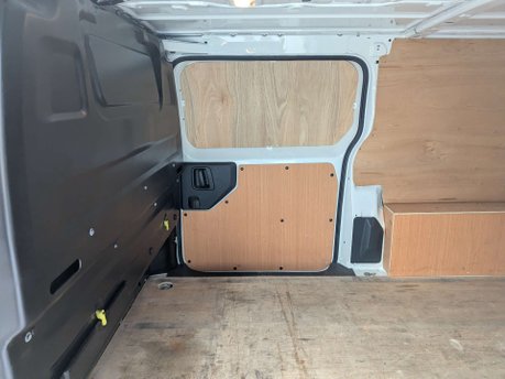 Vauxhall Vivaro 1.5 Vivaro 2900 Sportive S/S 39