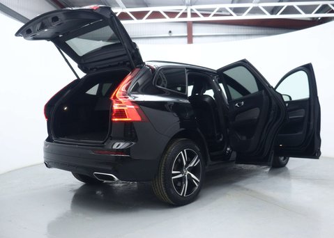 Volvo XC60 2.0 B5 MHEV R-Design SUV 5dr Petrol Hybrid Auto Euro 6 (s/s) (250 ps) 58