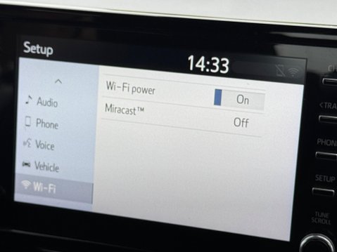 Toyota Corolla 1.8 VVT-h Icon Touring Sports CVT Euro 6 (s/s) 5dr 21