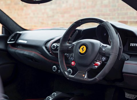 Ferrari 488 GTB 11