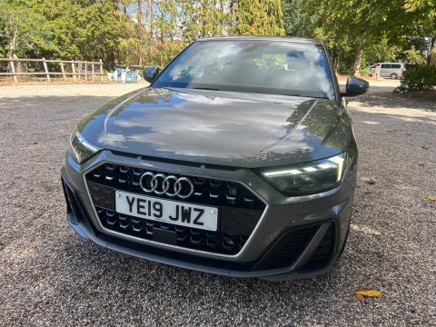 Audi A1 1.5 TFSI 35 S line Sportback Euro 6 (s/s) 5dr 2