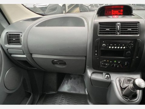 Peugeot Expert 2.0 HDi Panel Van 4dr Diesel Manual L1 H1 (196 g/km, 136 bhp) 34