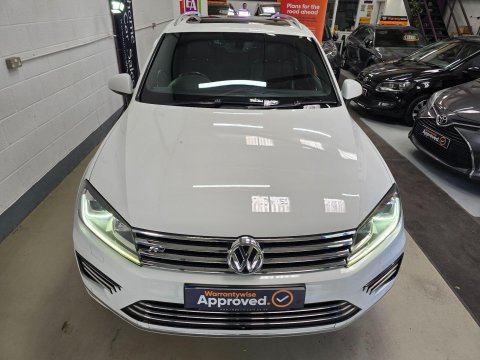 Volkswagen Touareg 3.0 TDI V6 BlueMotion Tech R-Line Plus Tiptronic 4WD Euro 6 (s/s) 5dr 17
