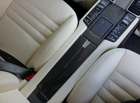 Porsche Panamera Turbo 15