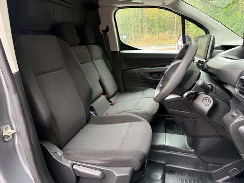 Peugeot Partner BLUEHDI PROFESSIONAL PREMIUM L1 17