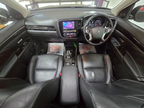 Mitsubishi Outlander 2.0h 12kWh 4hs CVT 4WD Euro 6 (s/s) 5dr 3