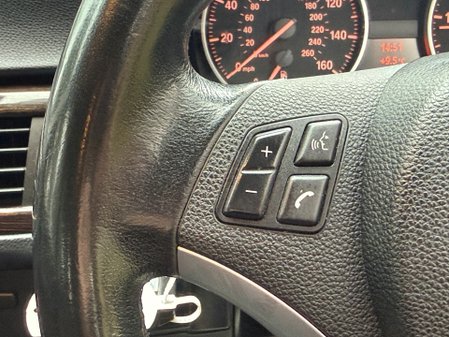 BMW 3 Series 318D EXCLUSIVE EDITION TOURING 38