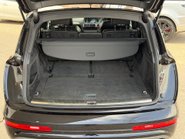 Audi Q7 TDI QUATTRO S LINE PLUS 7