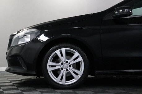 Mercedes-Benz A Class A 180 D SPORT 27