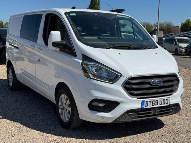Ford Transit Custom Crew Cab AUTO LWB L2H1 Limited 320 Air Con Alloys Sensors EURO 6 4