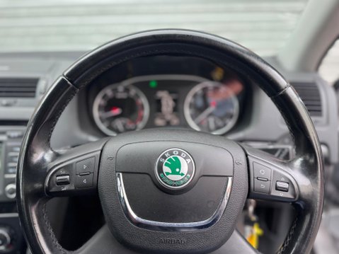 Skoda Octavia 1.8 TSI Laurin & Klement Estate 5dr Petrol Manual Euro 5 (160 ps) 47